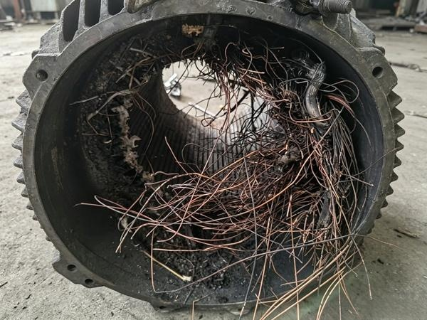 潜水排沙泵维修